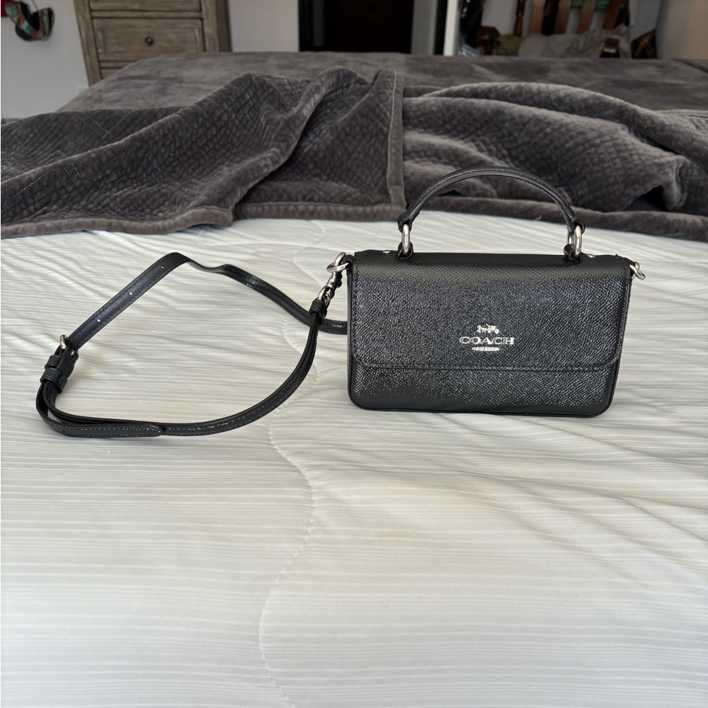 Coach crossbody/shoulder or handbag